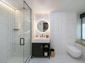 The Wayfarer Downtown LA, Tapestry Collection by Hilton