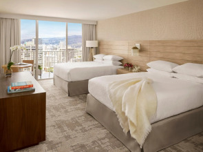 Alohilani Resort Waikiki Beach