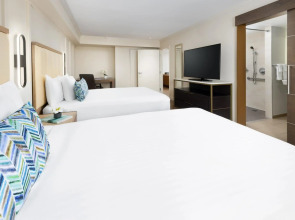 The Anza - A Calabasas Hotel