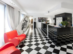 Отель Studio Inn Centrale & Milano Urban Padel