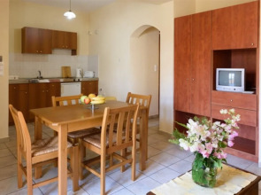 Argyro Apartments and Studios