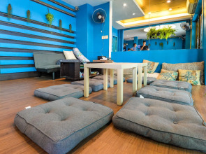 BGW Phuket - Hostel