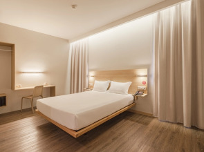 Moov Hotel Porto Centro