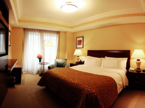 Lakeview Xuanwu Hotel