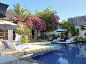 Tír na nÓg Beachfront Resort