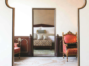 Fairmont Peace Hotel on the Bund