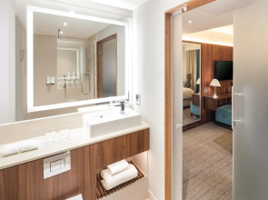 Courtyard by Marriott Edinburgh