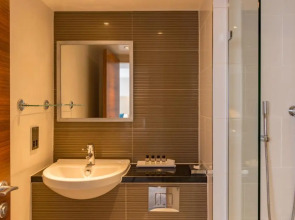 Thistle Trafalgar Square Hotel