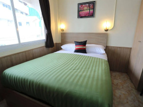 Sukhumvit 20 Guest House