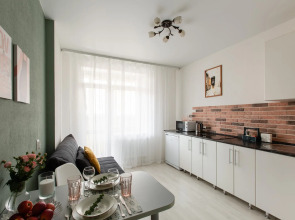 4 Ugla (Четыре угла) на Максима Горького 161