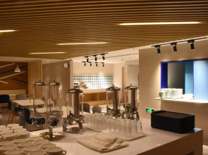 Holiday Inn Express Shanghai Gubei by IHG