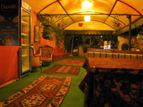 Lalezar Cave Hotel
