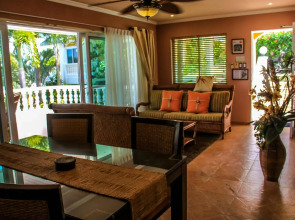 Monaco Suites de Boracay