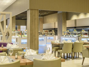 Apartamentos Estival Park