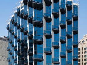 Adagio Premium The Palm