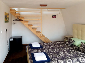 Отель ГудаУта 