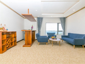 Отель Navy Cam Ranh