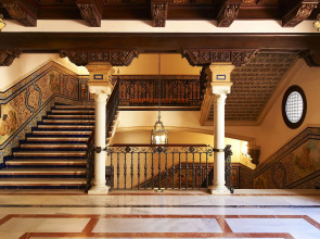 Отель Alfonso XIII, a Luxury Collection Hotel, Seville
