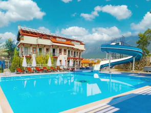 Casa De Levi̇ssi̇ Hotel Oludeni̇z