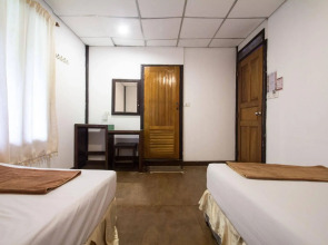 Tropical Garden Bungalow