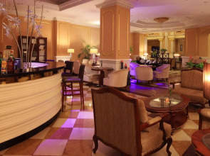 Guangzhou Phoenix City Hotel