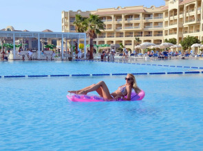 Pickalbatros White Beach Resort - Hurghada