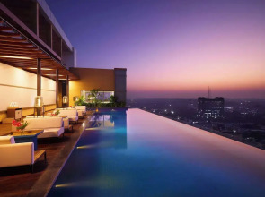 Novotel New Delhi City Centre