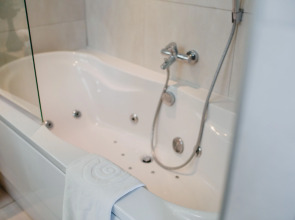 Napa Plaza Hotel - Adults Only