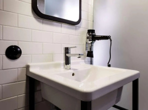 Отель pentahotel Brussels City Centre