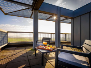 Ramada Amsterdam Airport Schiphol Hotel