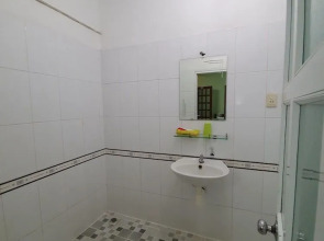 Tan Truong Son Hotel