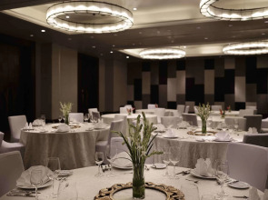 Pullman Bali Legian Beach