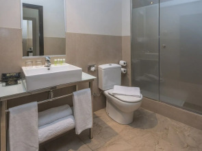 Отель Serhs Del Port