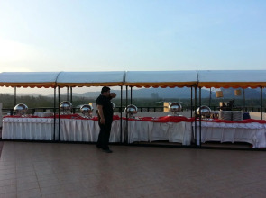 Pavilion Queen's Bay