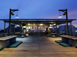 Quip Bed & Breakfast Phuket Hotel