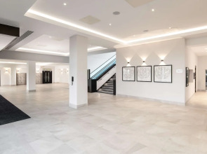 Hilton London Gatwick Airport