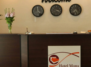 Hotel Mona