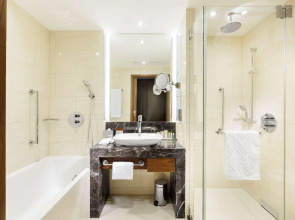 DoubleTree By Hilton Hotel & Conference Centre Warsaw