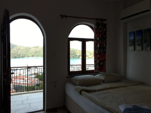 El Camino Hostel & Pub