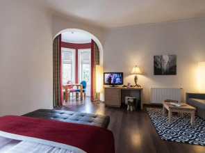 Villa Carlton - Adults Only