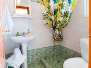 Johnhara Studios & Apartments