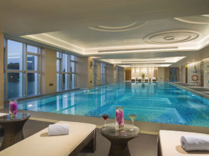 Junluxe Hotel Guangzhou Science City-Free Shuttle Bus Service to Guangzhou Canton Fair