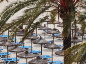 Apartamentos La Carabela