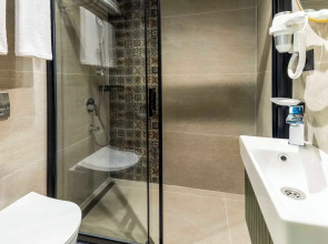 Sistina Old City Hotel