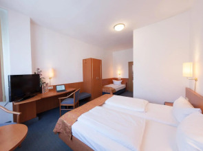 TRIP INN Hotel Schumann