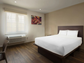 Extended Suites Tijuana Macroplaza