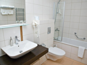 Ararat All Suites Hotel