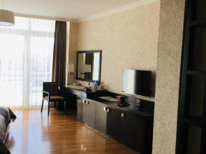 Agsaray Deluxe Hotel