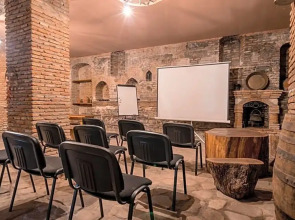 Hotel History • სასტუმრო ისტორია