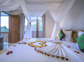 Ubud Tropical garden 2